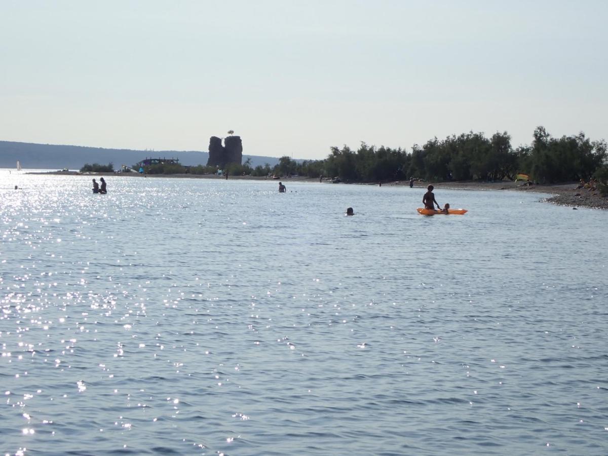 Apartment Maca Starigrad Paklenica Bagian luar foto